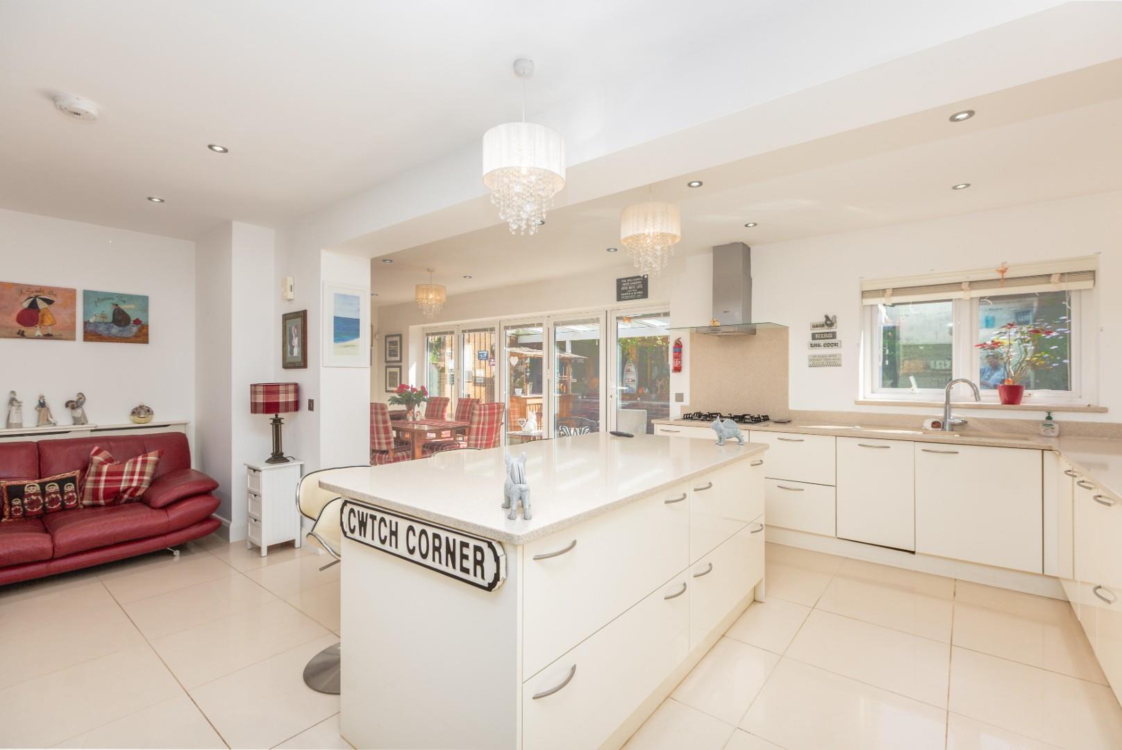 Moorland Avenue, Newton, Mumbles, SA3 4UA